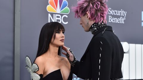 Aunque Fox y MGK están separados, eso no ha impedido que se comprometan con la crianza de su hija.