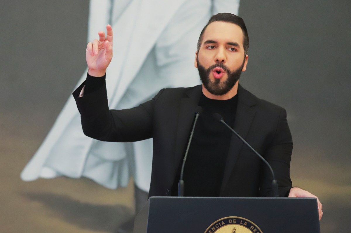 Alertan que el gobierno de Nayib Bukele profundiza un patrón autoritario y recurre al uso de la fuerza