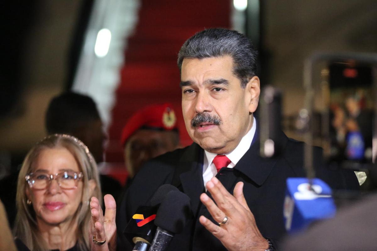 ¿Qué hacía Maduro cuando se informó el rescate de opositores asilados en Caracas?