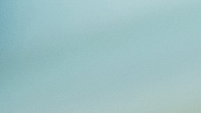 Su diseño incluye una apertura frontal rápida, ideal para quienes necesitan sacar su laptop, tablet o documentos sin tener que desarmar todo el contenido.