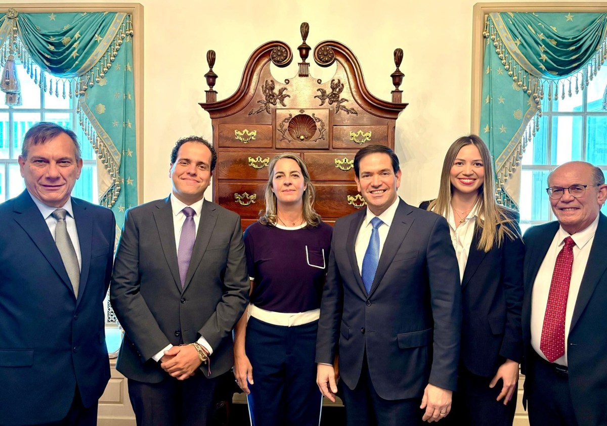 Marco Rubio se reunió con opositores extraídos de la Embajada de Argentina en Caracas
