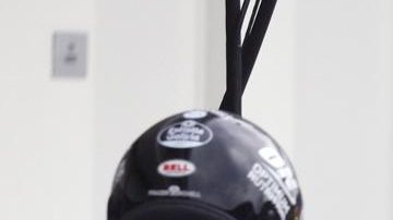 Oscar Piastri durante una parada en los pits.