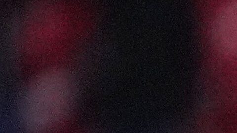 Son Heung-min levanta el trofeo de la Europa League para el Tottenham.