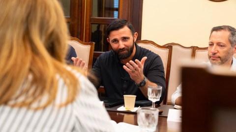 Cameron Hamilton y Jenniffer González en La Fortaleza de Puerto Rico