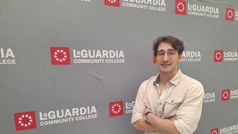 El joven paisa, obtuvo una prestigiosa beca para continuar su camino profesional, luego de enfrentar complicados retos de salud.