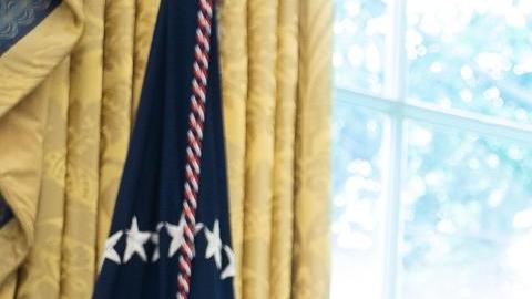 Elon Musk asiste a una conferencia de prensa con el presidente estadounidense Trump en la Oficina Oval de la Casa Blanca en Washington, DC, EE. UU., 30 de mayo de 2025.