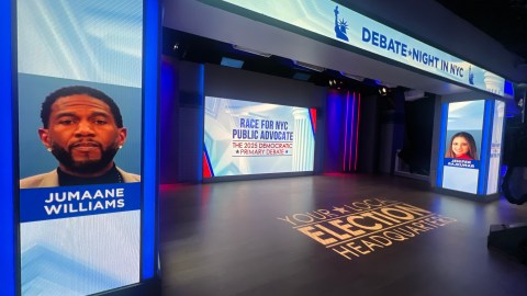 Jumaane Williams y Jenifer Rajkumar se enfrentan en debate por la Defensoría del Pueblo