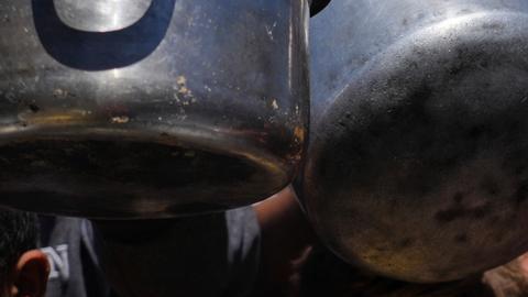 Los niños están sufriendo porque ya no hay alimentos.