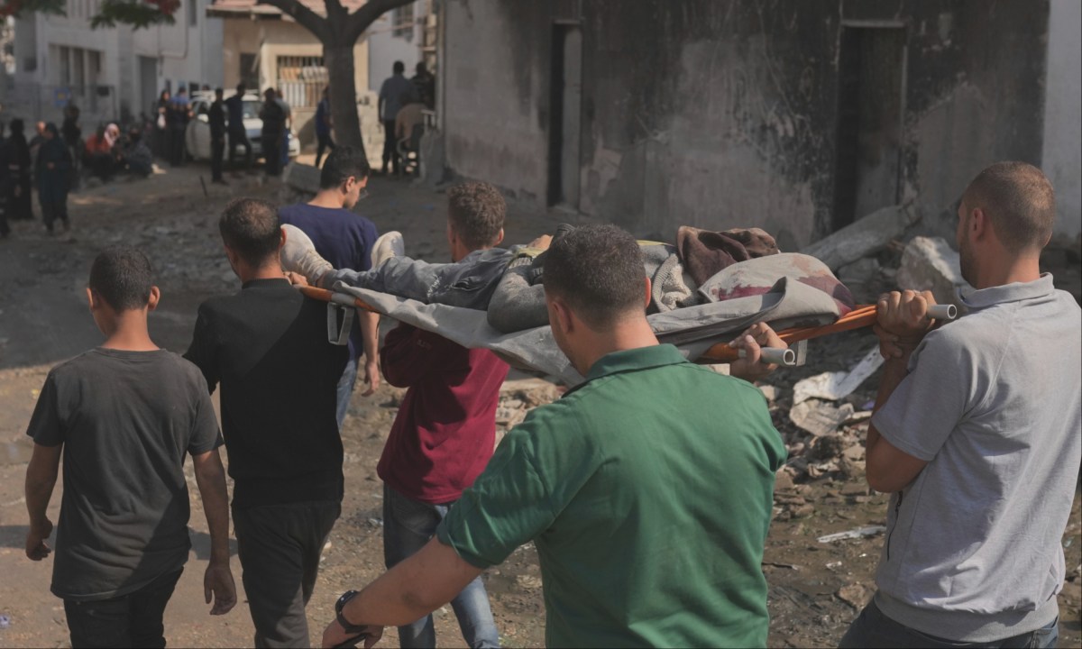 Soldados israelíes dispararon a personas en centro de ayuda en Gaza: 56 muertos y 220 heridos