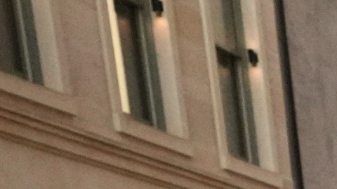 Ciudadanos en San Antonio salieron a las calles para manifestarse en contra de ICE.