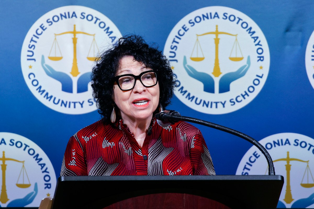 Tribunal Supremo de EE.UU. respalda prohibición de hormonas a menores trans