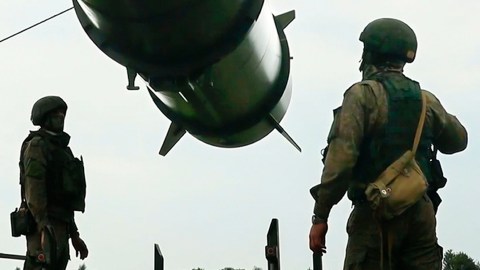 Las estimaciones del SIPRI apuntan a que China cuenta al menos con 600 cabezas nucleares y que su arsenal crece más rápido que el de cualquier otro país.