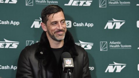 Revelaron el millonario contrato que firmó Aaron Rodgers con Pittsburgh Steelers