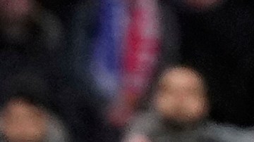 Julian Álvarez al ejecutar el penal ante el Real Madrid.