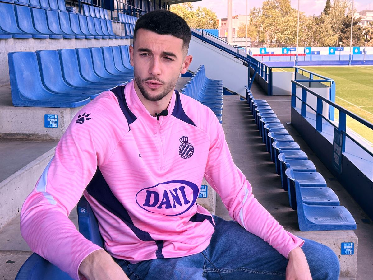 Joan García: el nuevo arquero que ficharía el FC Barcelona