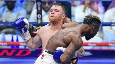 Canelo Álvarez reconoce las habilidades de Terence Crawford.