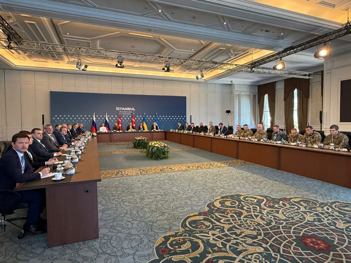 Se reanudan conversaciones de paz entre Ucrania y Rusia en Estambul