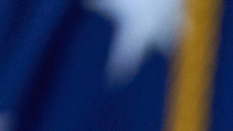 Según Johnson, la violencia en Los Ángeles no es comparable con el asalto al Capitolio el 6 de enero por partidarios de Trump.