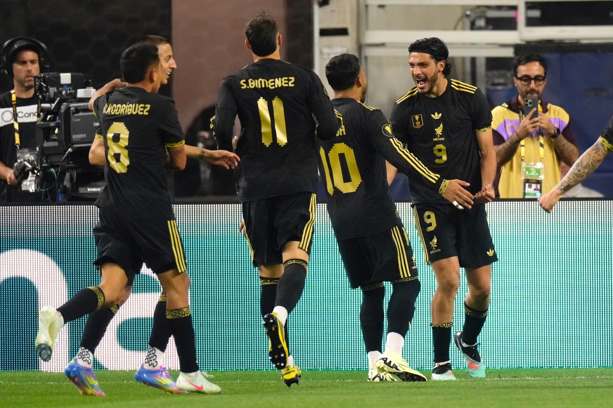 México llega a California y se alista para medirse ante Honduras en Copa Oro