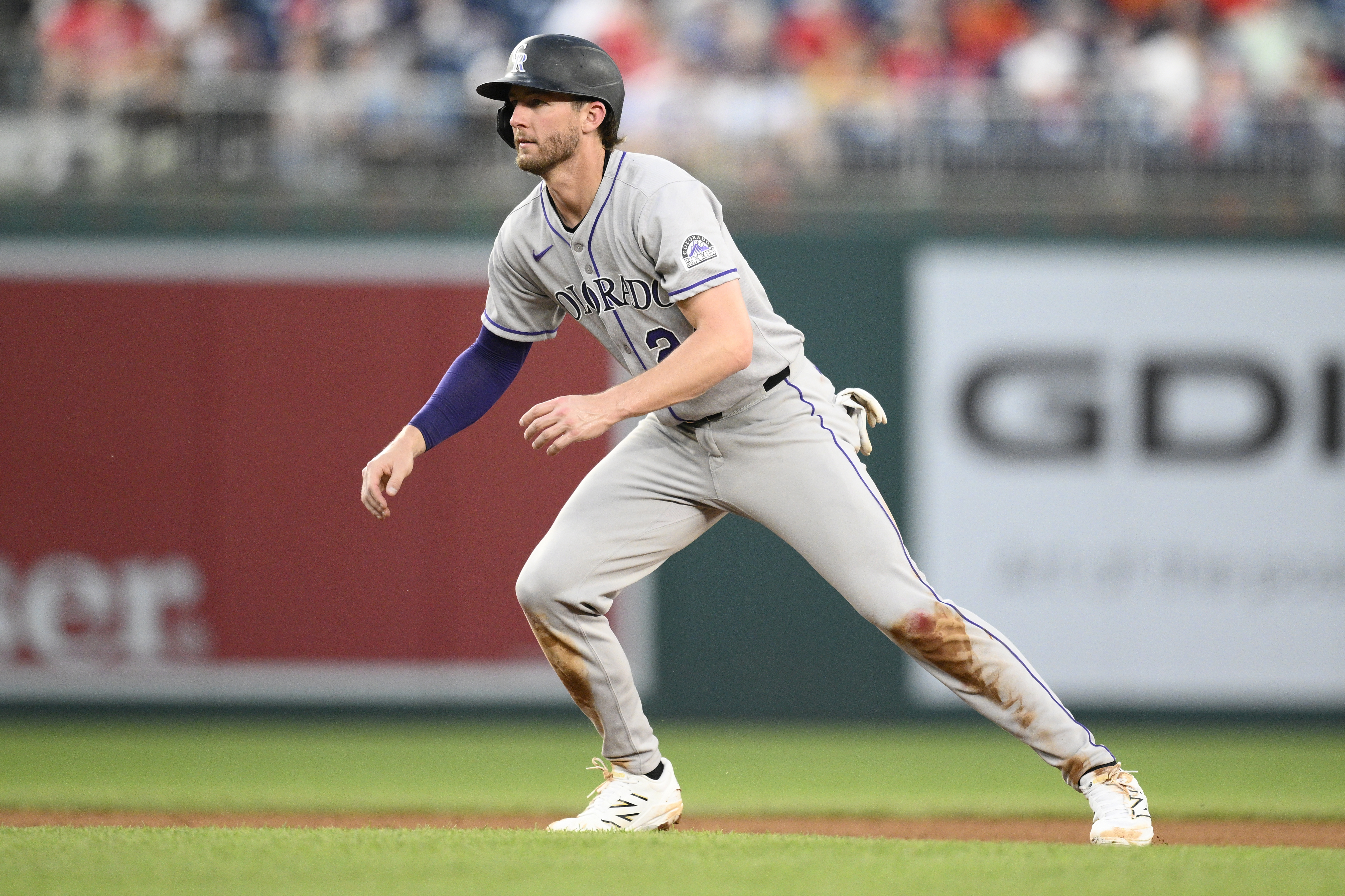 Ryan McMahon tiene una buena temporada con los Rockies.