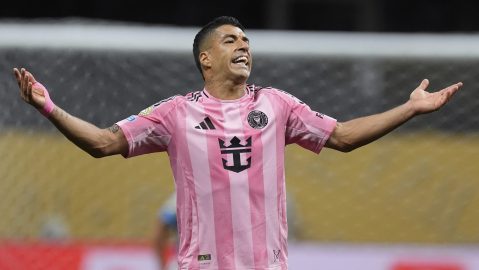 Suárez fue la estrella del partido con gol y asistencia ante Palmeiras.
