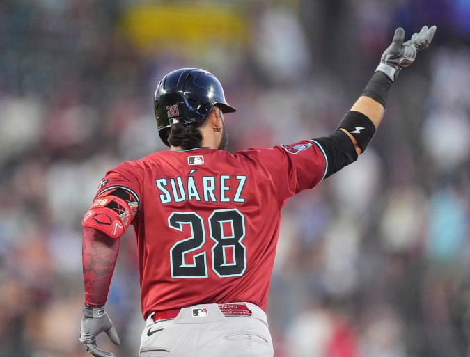 Eugenio Suárez despachó dos cuadrangulares ante los Rockies.