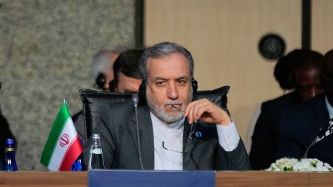 Araqchi evaluó que Israel quiso evitar con este ataque un acuerdo diplomático.