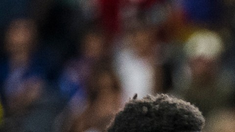 Jugadores de Estados Unidos celebran la clasificación a cuartos de final de la Copa Oro.