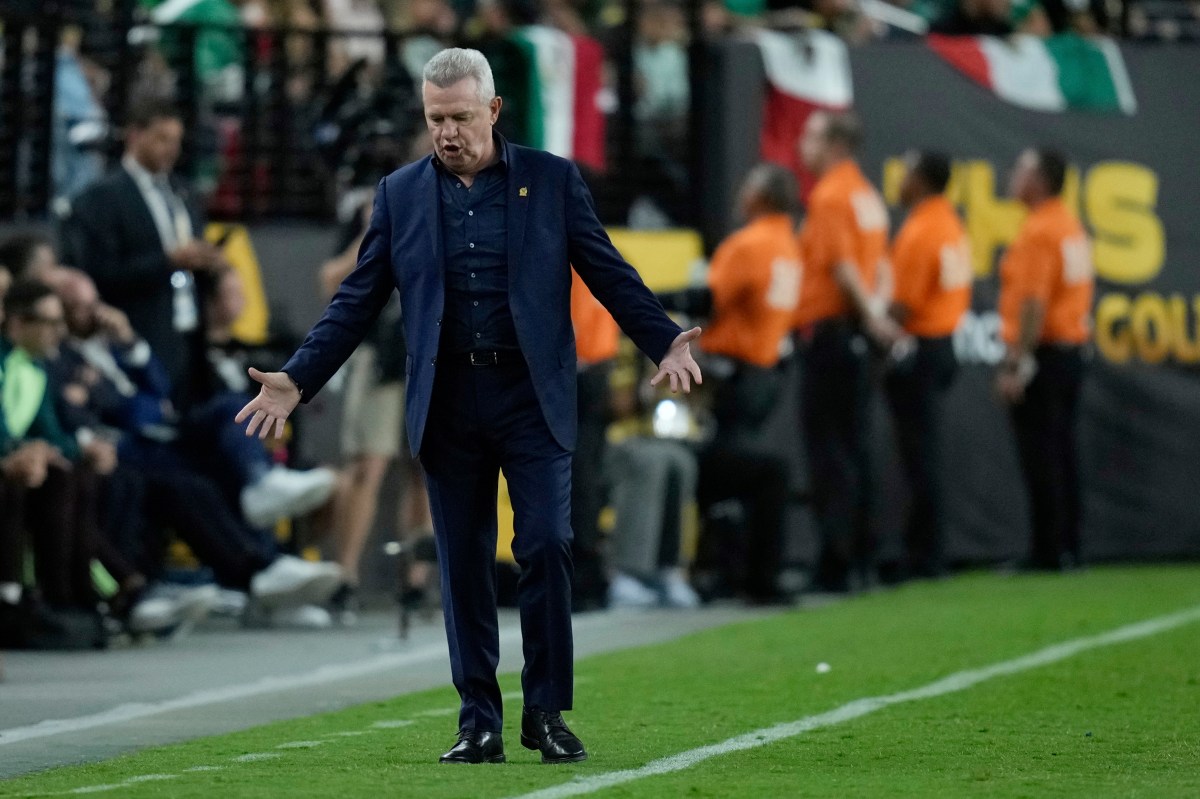 Javier Aguirre revela su molestia con algunos jugadores de la selección mexicana