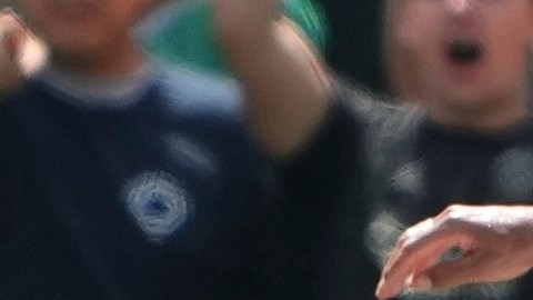 Kvaratskhelia (L) celebra con Desiré Doué (R) su gol ante Seattle Sounders.