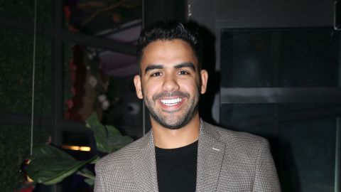 Carlos Adyan, conductor del programa En Casa con Telemundo.