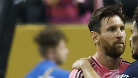 Messi y Vitinha.