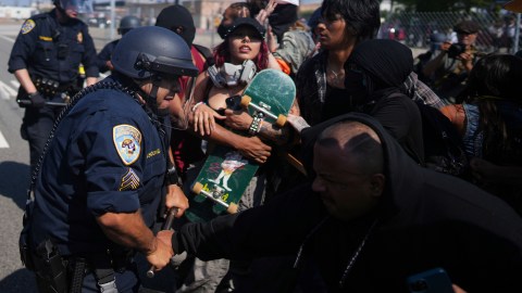 Las redadas de migrantes han generado protestas en varias ciudades.