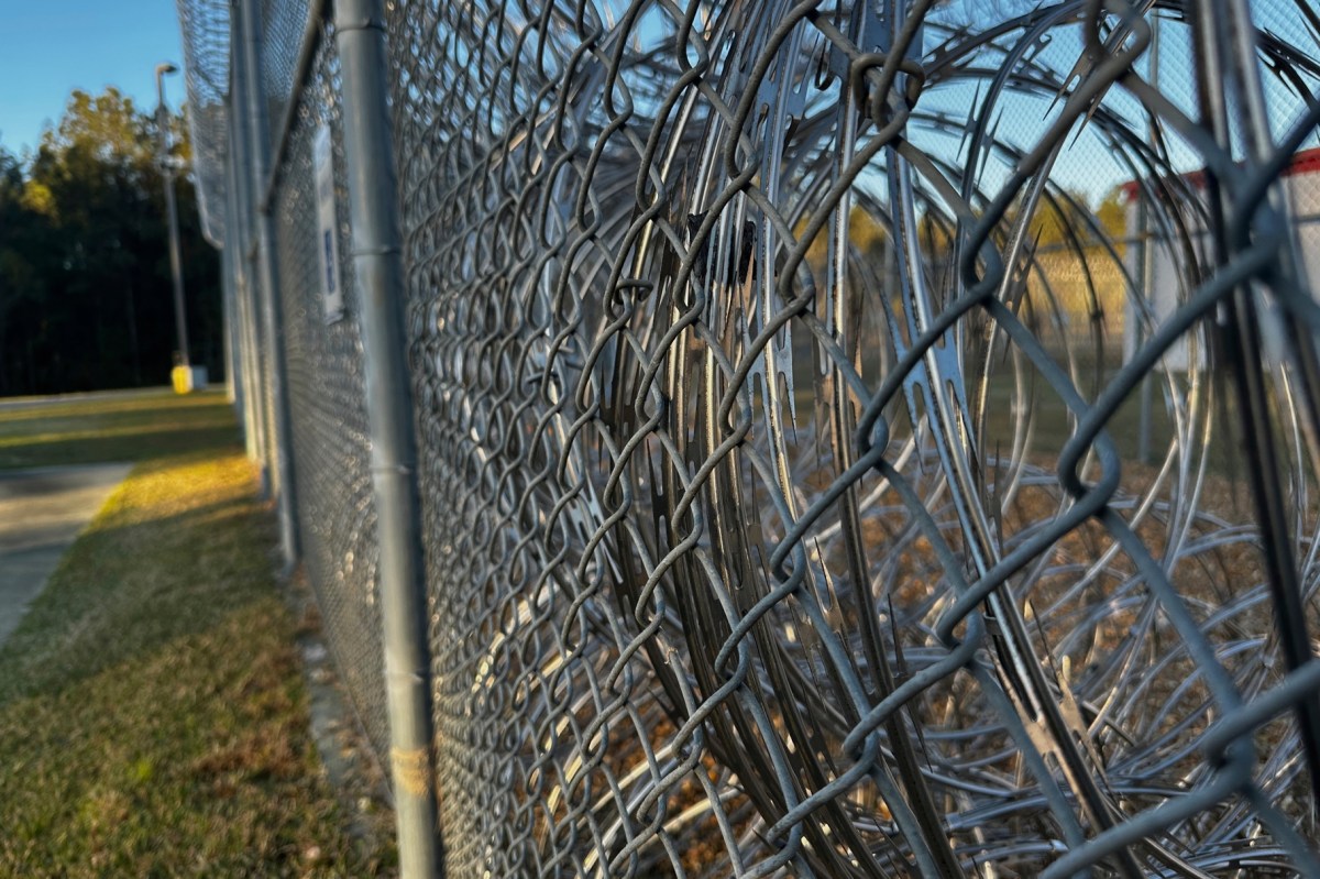 ICE detuvo a adolescente que se encontraba con una familia de acogida en Florida