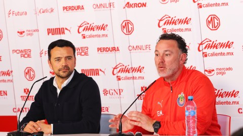 Gabriel Milito apuesta por un cambio dentro de Chivas de Guadalajara.