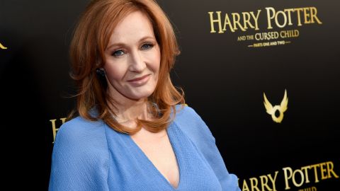 J.K. Rowling es la creadora del universo de Harry Potter y forma parte de la producción de la nueva serie.