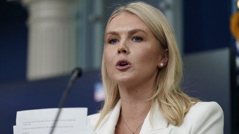 La Casa Blanca contradice a Trump y confirma que EE.UU. mantiene contacto con Irán