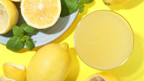 La limonada es una bebida deliciosa con multiples beneficios para la salud.