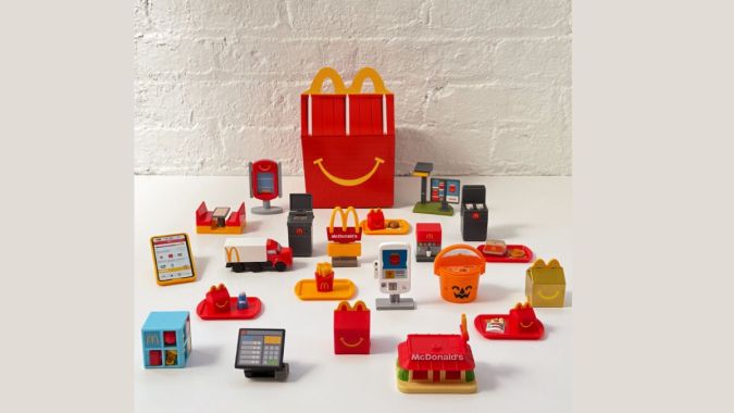 La colección de juguetes regresa desde papas fritas hasta una registradora.