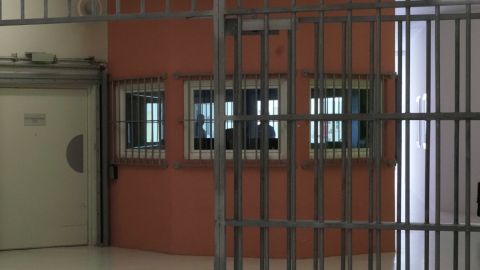 Después de cumplir su sentencia, la acusada pasará tres años más bajo supervisión.