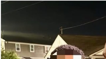 Oficiales del condado de Bibb encontraron al bebé en medio de la calle en las 4:00 de la mañana.