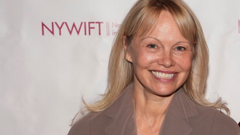 Pamela Anderson se apasionó por la jardinería cuando era joven.
