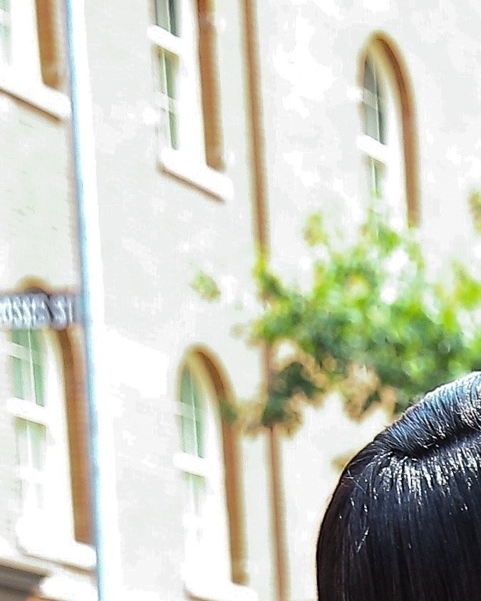 Kenia Os y Peso Pluma posaron ante las cámaras en Nueva York.