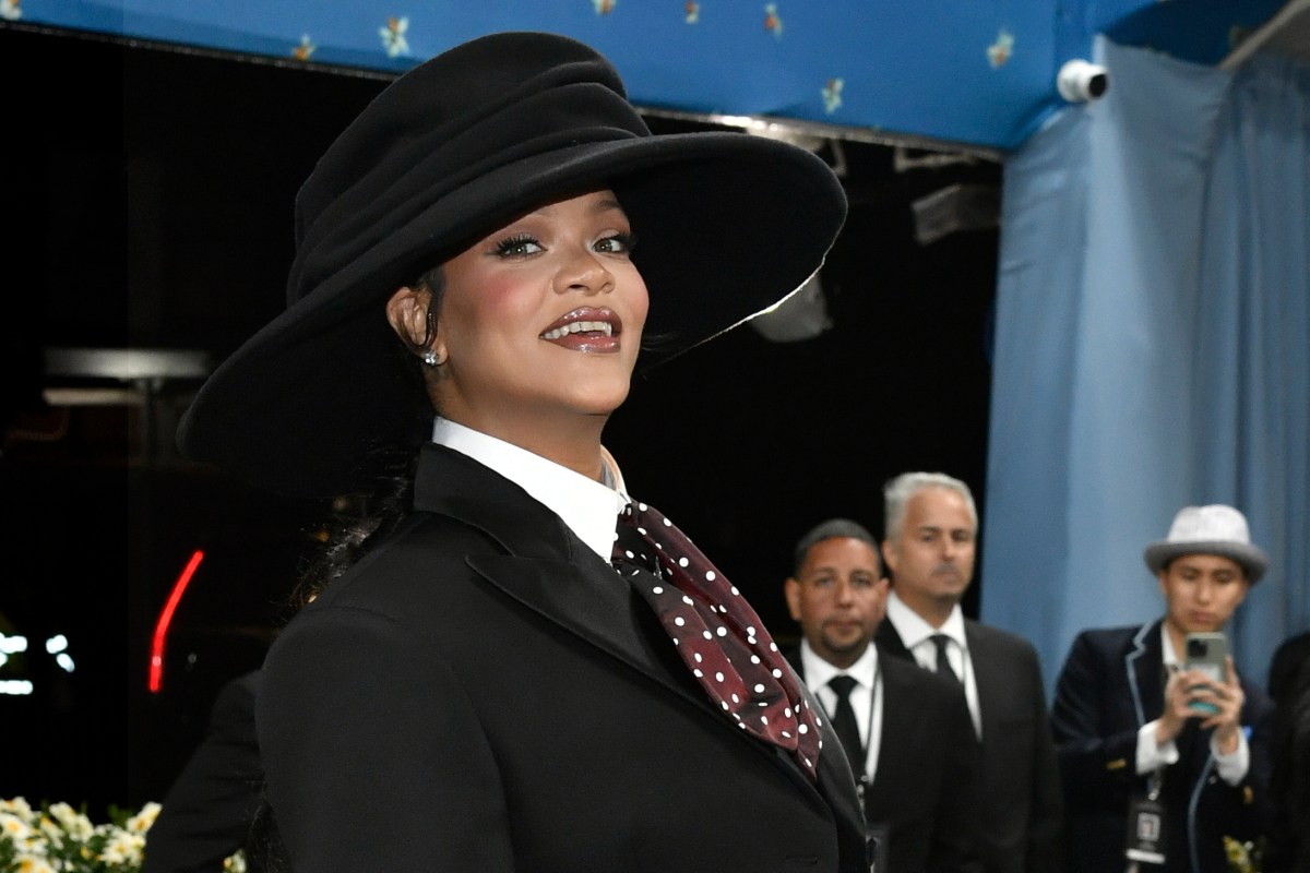 Revelan la causa de la muerte del padre de Rihanna