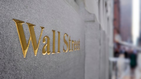 Los índices Dow Jones y S&P500 y Nasdaq tuvieron jornadas históricas este viernes en Wall Street.