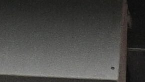 Mensaje en la pantalla del estadio en el partido entre el Benfica y Auckland City.