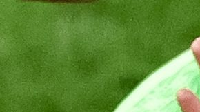 Cristiano Ronaldo saluda al público luego de ganar la UEFA Nations League con Portugal.