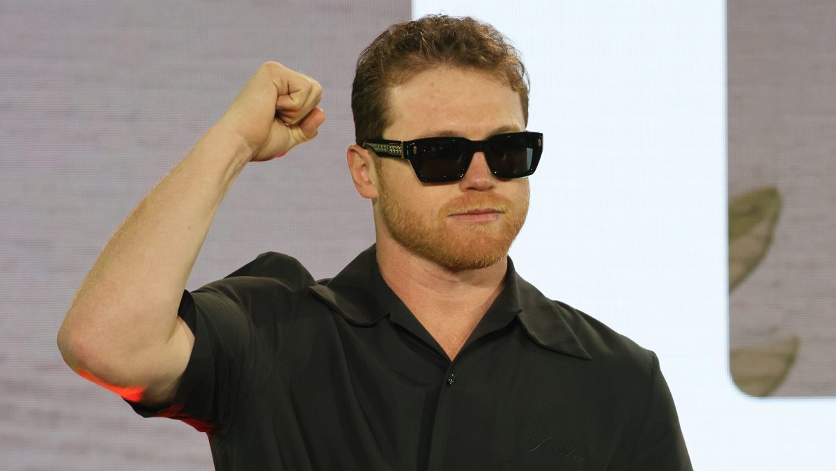 Canelo Álvarez da pistas sobre posible incursión en WWE tras su retiro