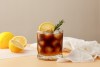 Dale un toque de sabor y energía a tu limonada con café instantáneo.