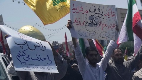 Israel se prepara para una guerra prolongada e Irán advierte que la intervención de EE.UU. sería “muy peligrosa”